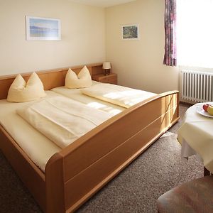 Standard Zimmer mit Kingsize-Bett